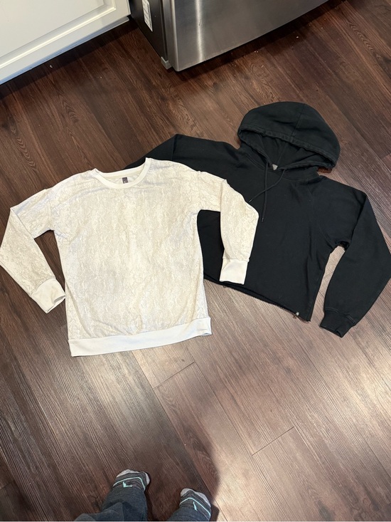 Volcom Other - Volcom Girls Black Hoodie & White Lace Pullover Set